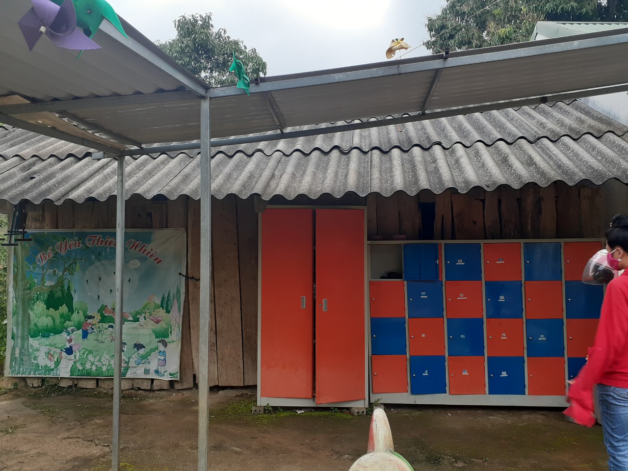 Một số hình ảnh còn gặp nhiều khó khăn trong trường MN xã Mường Phăng