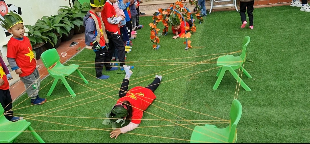 HOẠT ĐỘNG TRẢI NGHIỆM NGÀY THÀNH LẬP QĐND VIỆT NAM 22/12 2023 CỦA CÁC BÉ TRƯỜNG MN XÃ MƯỜNG PHĂNG